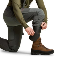 Sitka Timberline Pant 13 Sitka Timberline Pant -Archer's Haven Img SITKA BG 2021 50113 PB Mens Timberline Pant Lead 592p Studio 1852