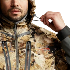 Sitka Hudson Jacket -Archer's Haven Img SITKA WF 2021 50204 WL Mens Hudson Jacket Optifade Waterfowl Marsh 592p Studio 1500