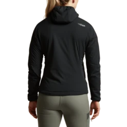 Sitka Women's Ambient Jacket -Archer's Haven img SITKA HS 2022 600044 BK Ws Ambient Jacket Sitka Black Studio 02976