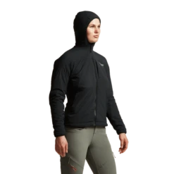 Sitka Women's Ambient Jacket -Archer's Haven img SITKA HS 2022 600044 BK Ws Ambient Jacket Sitka Black Studio 02989